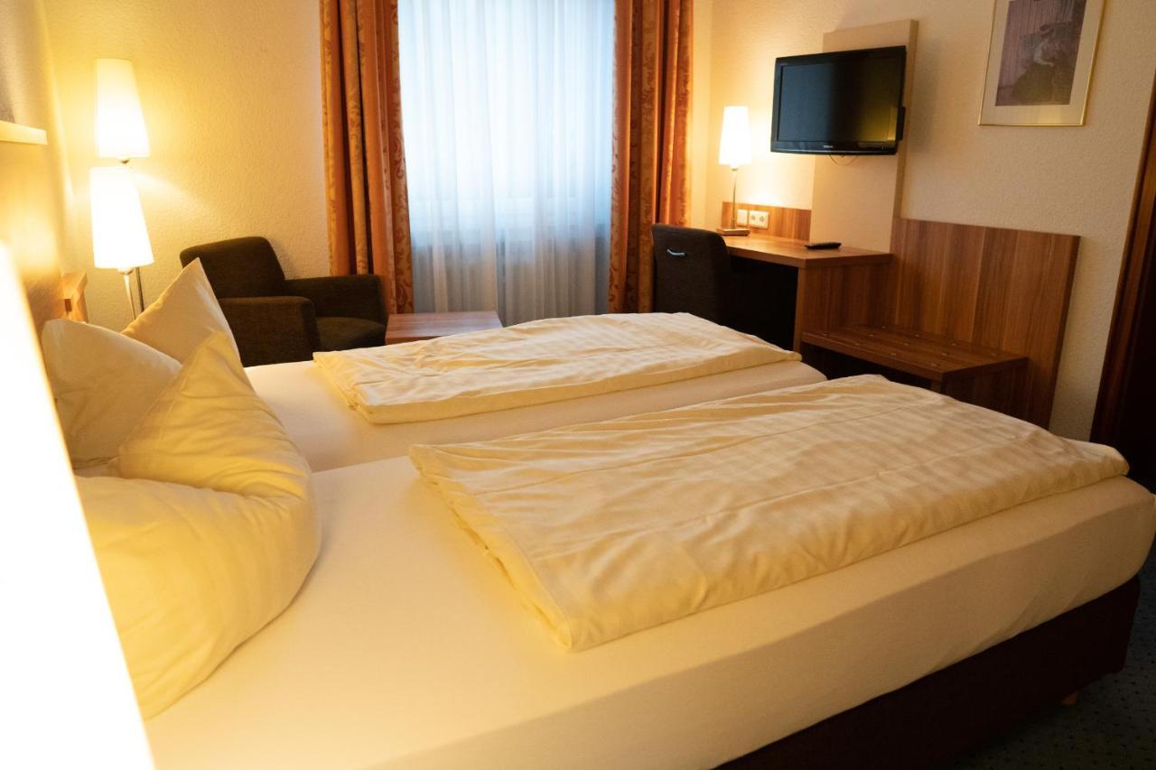 Hotel Jaegerhof Бад-Херсфельд Экстерьер фото